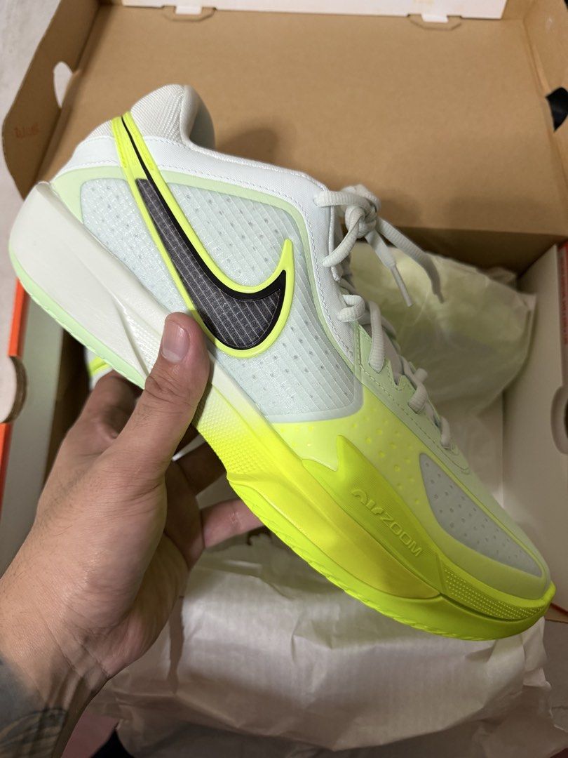 Nike G.T. Cut Cross EP Barely Green (Category: Sneakers) located in Batangas. Submitted by bullet909 (Listing ID 1467172790, Image 1). Description: Nike G.T. Cut Cross EP in Barely Green, Vintage Green, and Volt. Men size 12, Women size 13.5. Brand new in original box, never worn. Fresh out of the packaging with tissue paper intact. Bright neon outsole with Zoom cushioning. Awesome colorway for the court..