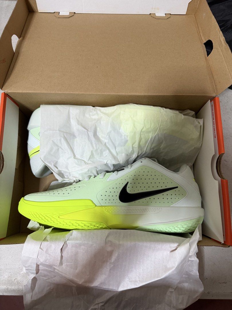 Nike G.T. Cut Cross EP Barely Green (Category: Sneakers) located in Batangas. Submitted by bullet909 (Listing ID 1467172790, Image 2). Description: Nike G.T. Cut Cross EP in Barely Green, Vintage Green, and Volt. Men size 12, Women size 13.5. Brand new in original box, never worn. Fresh out of the packaging with tissue paper intact. Bright neon outsole with Zoom cushioning. Awesome colorway for the court..