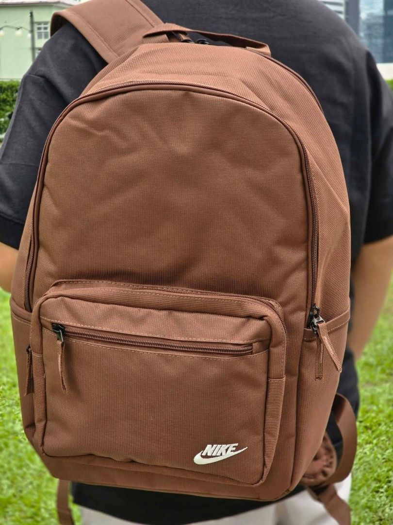 Nike Heritage Eugene Backpack 🍂 (Category: Backpacks) located in Makati City. Submitted by soleparkmnl (Listing ID 1467180466, Image 2). Description: 1,190 PHP ONLY! ( 2,195 SRP ) Nike Heritage Eugene Backpack 🍂 Size: 23 Liters with seperate laptop compartment Brandnew • Legit • Complete with plastic 📌 We entertain COP/COD transactions. 📍 Makati City 📦 We ship nationwide 📩 DM for more details 📸 ACTUAL PHOTOS..