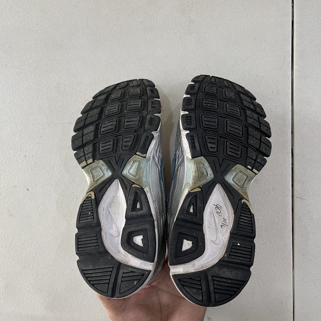 NIKE INITIATOR RUNNING SHOES (Category: Sneakers) located in Iloilo. Submitted by grailed_ilo (Listing ID 1467270979, Image 3). Description: SIZE 38 NO MAJOR FLAWS NEED WASH .