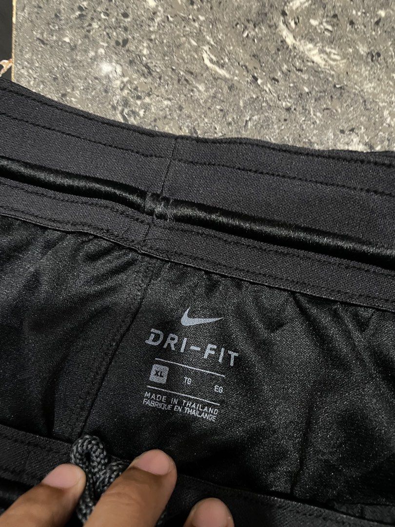 Nike KD Short (Category: Shorts) located in Digos. Submitted by johannamae01 (Listing ID 1467178668, Image 3). Description: Brandnew Condition Size: 30-34 actual Length: 18.5 Cr: 10/10 No issues No flaws Bagong bago .