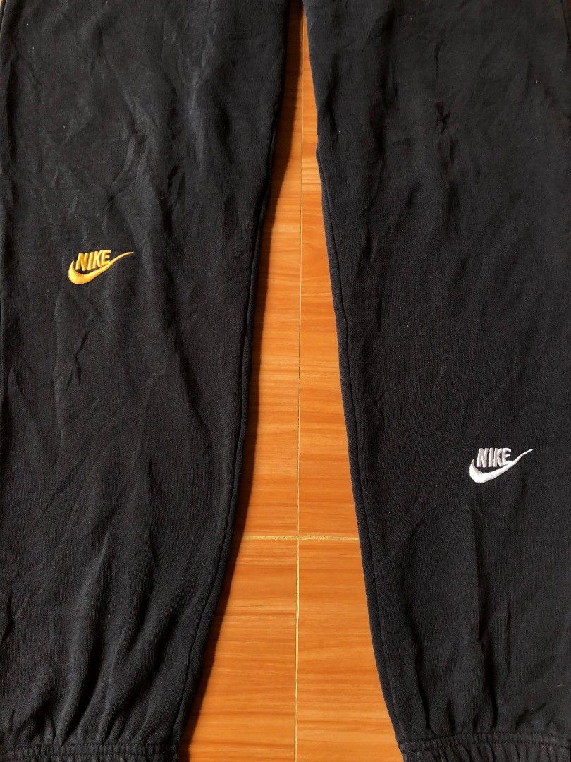 NIKE MULTIPLE LOGO PANTS (Category: Joggers) located in Baybay. Submitted by dathrifted (Listing ID 1467237332, Image 3). Description: NIKE MULTIPLE LOGO PANTS XXL ON TAG Waistline- 32-38 Length- 40 EXCELLENT CONDITION HONEST ISSUE: VERY MINIMAL LINTS PM if Interested📩📩📩.