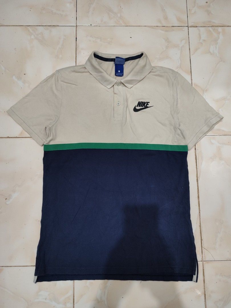 NIKE POLO (Category: Tshirts & Polo Shirts ) located in Pagadian. Submitted by miraculouspat (Listing ID 1467274044, Image 1). Description: L 27 W 19 NO ISSUE EXCELLENT CONDITION.