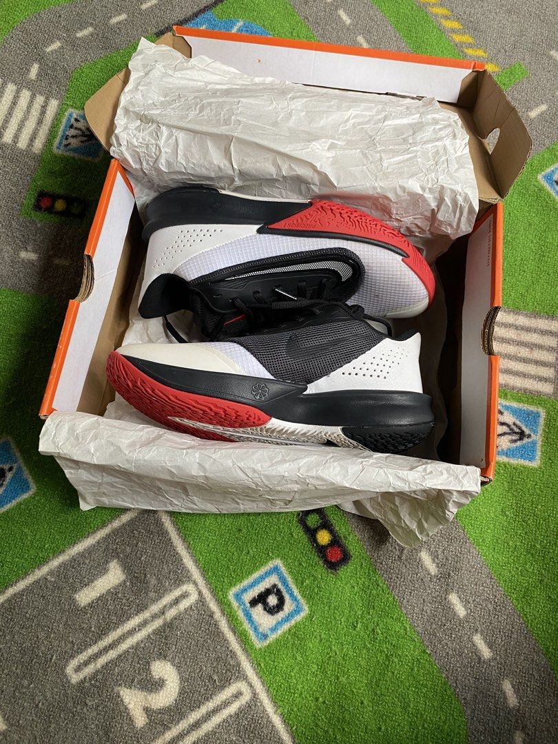 Nike Precision 7 (Category: Sneakers) located in Malaybalay. Submitted by kongkongthriftofficial01 (Listing ID 1467238195, Image 2). Description: -Brandnew -Used twice only -Price Below SRP from ₱6,8** to ₱2k -Bought from Nike Official Store -Size: 8 can fit up to 8.5 Euro:41 Cm:26 .