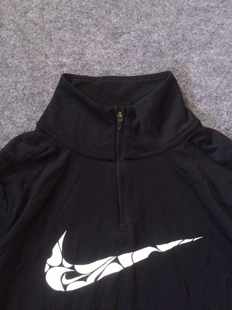 Nike Quarter Zip Running (Category: Coats, Jackets and Outerwear) located in General Santos City (Dadiangas). Submitted by thrift_n_south (Listing ID 1467258036, Image 3). Description: As new condition | 10/10 Color Rate Flawless | Needs Wash 17.5x23.5 (Size S on tags) .