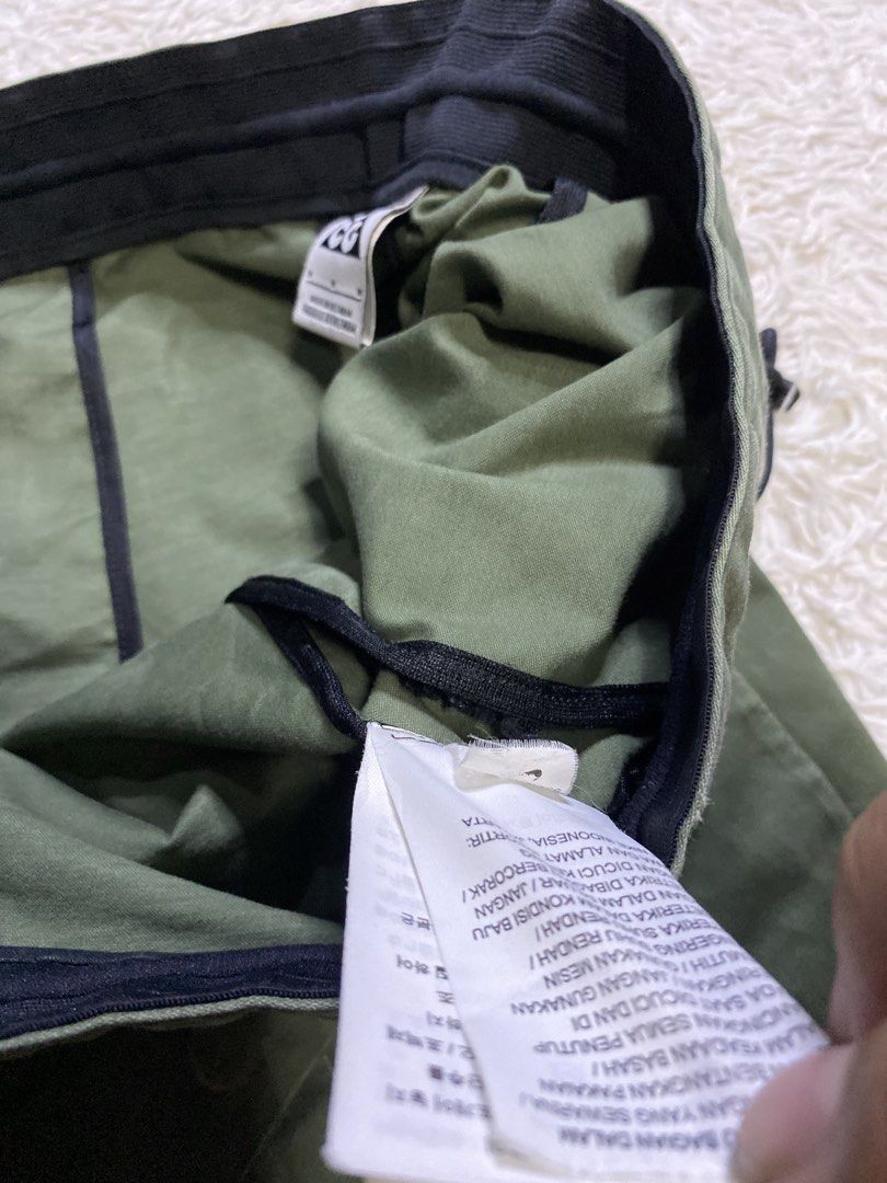 NikeLab ACG 2016 Olive Cargo Pants (Category: Jeans) located in Cavite. Submitted by nld_thrift (Listing ID 1467270431, Image 3). Description: NikeLab ACG 2016 Olive Cargo Pants M ON TAG W 31 By Inch L 39.5 Lo 5-6INCH FLAWS: CHECK DETAILS MADE IN VIETNAM No refund/ no return, ask before buy, all sales are final. IF YOU ARE IN DOUBT ABOUT ANY DETAILS OF THE ITEM YOU’RE PURCHASING PLEASE FEEL FREE TO CONTACT US .