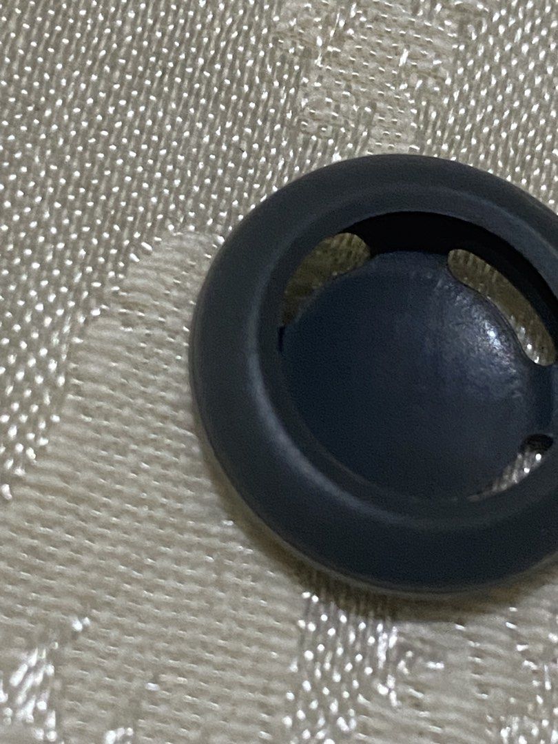 Nintendo Switch V1 Joycon Caps (Category: Cases & Covers) located in Imus. Submitted by thislegitfrfr (Listing ID 1467275204, Image 3). Description: Issue: has a small tear in the side which can be seen in the last picture.