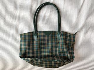 (Category: ) located in . Submitted by fa.rra (Listing ID 1467184085, Image 1). Description: .