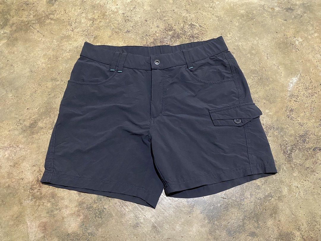 Northland trekking short (Category: Shorts) located in Tabaco. Submitted by centthrif55361 (Listing ID 1467188818, Image 1). Description: Northland trekking short (Women’s) 3pocket W:28-29 L:14 Very good condition Color rate 9.6/10 Issue washable stain Fresh from bale.