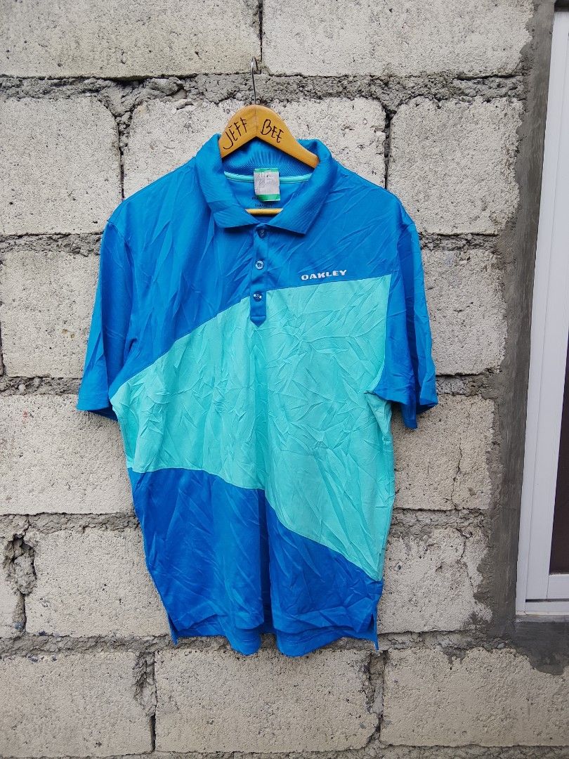 Oakley polo (Category: Activewear) located in Bayombong. Submitted by jeffreybee (Listing ID 1467267804, Image 1). Description: 29-30 length 24 width can stretch to 26 no flaws.