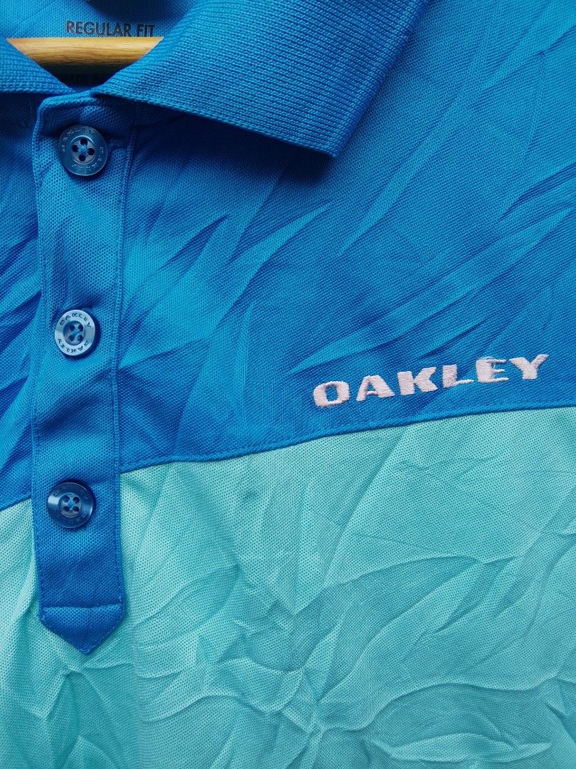 Oakley polo (Category: Activewear) located in Bayombong. Submitted by jeffreybee (Listing ID 1467267804, Image 3). Description: 29-30 length 24 width can stretch to 26 no flaws.