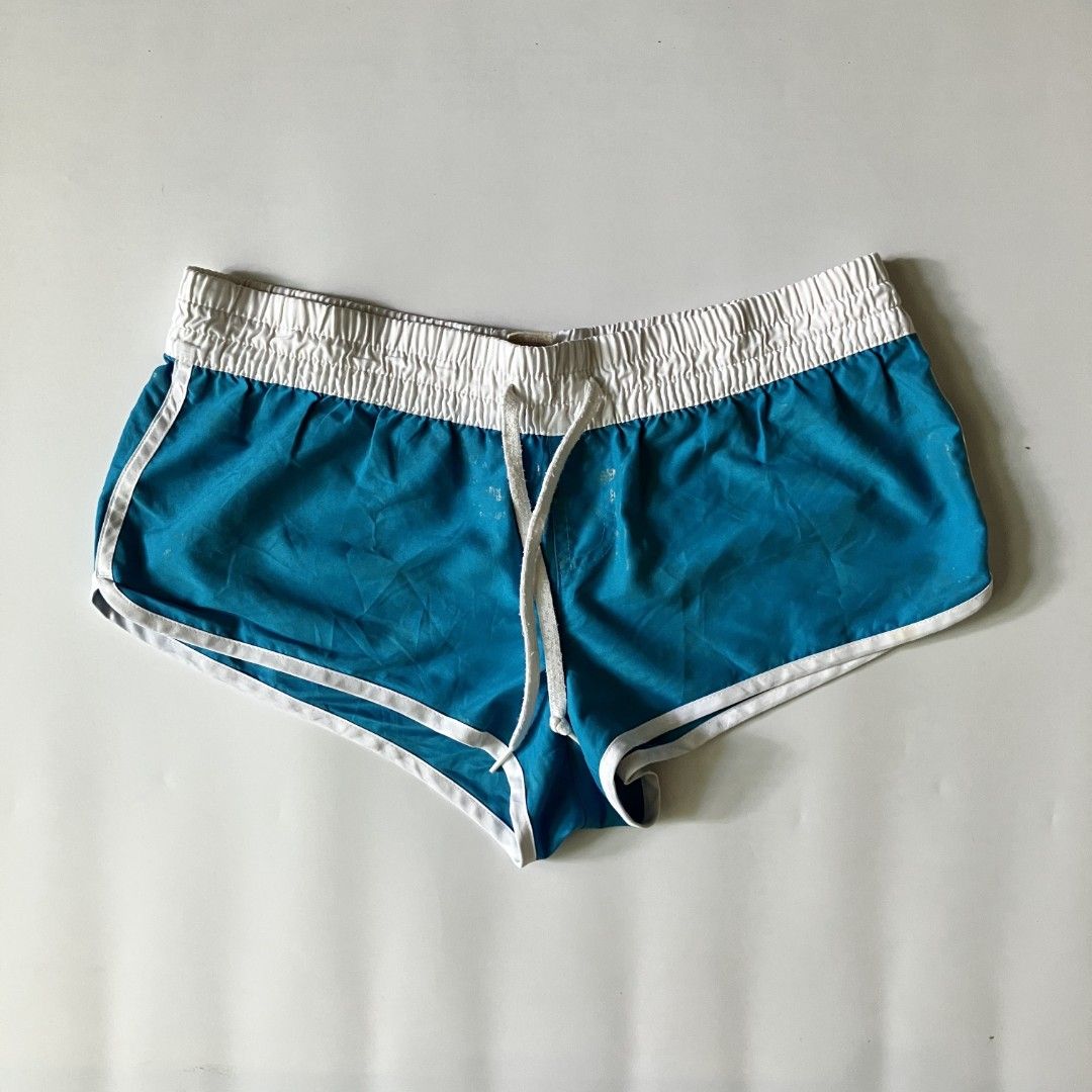 🌼Ocean Pacific dolphin shorts • w27 - 30 (Category: Shorts) located in Cagayan de Oro. Submitted by capybara.co.ph (Listing ID 1467220516, Image 1). Description: L10 W27 - 30 🌺 mine ₱129 | grab ₱179 💓 lock ₱199 ♡ most items are thrifted, so manage your expectations ♡ most items are unwashed & steamed only ♡ no cod ♡ no return, exchange or cancelation ♡ will block & post if no reply or cancelled ♡ mop is maribank ♡ mod is j&t ♡ ship within ph o