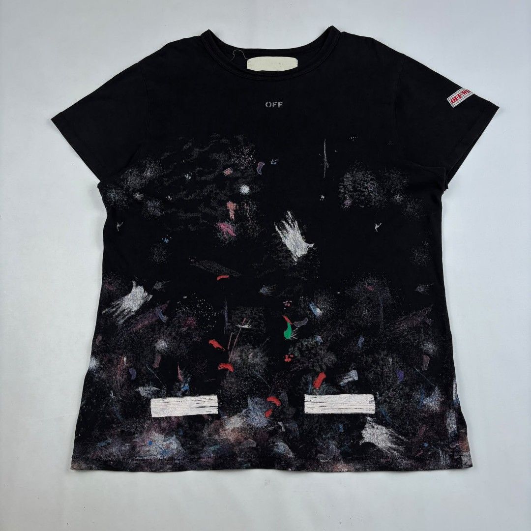 Off-White Galaxy Brushed Arrows T-Shirt (Category: Tshirts & Polo Shirts ) located in Imus. Submitted by remnnt (Listing ID 1467261554, Image 2). Description: Material: - Size: - ( Fits Men's Large) Dimes: 22x28 Condition: 9/10 Issue: Minor pinhole on the lower front.