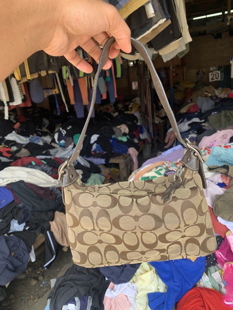 OG COACH KILI BAG (Category: Announcements) located in Manila. Submitted by ibramac11 (Listing ID 1467262230, Image 1). Description: .