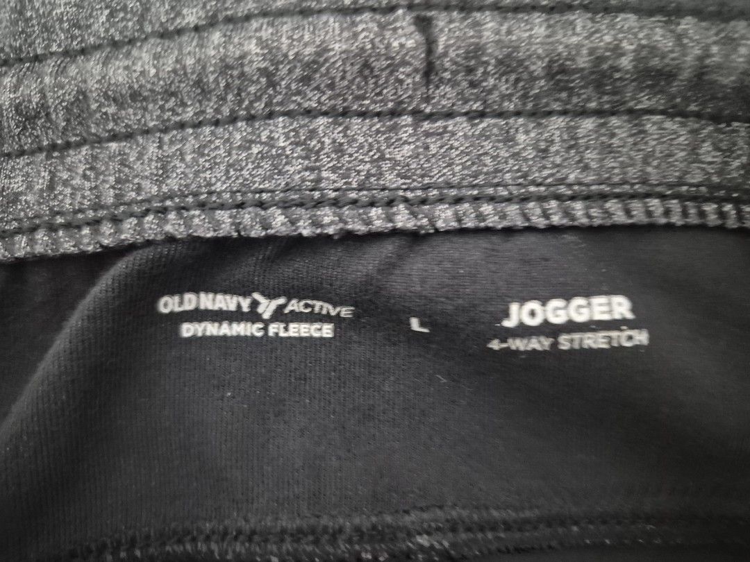 Old Navy Dynamic Fleece Joggers Size L (Category: Joggers) located in Marikina City. Submitted by raesales (Listing ID 1467197179, Image 2). Description: - Brand: Old Navy - Item: Dynamic Fleece Joggers - Color: Dark Grey Marl - Size: Large - Material: 68% cotton, 27% polyester, 5% spandex - Features: 4-way stretch fabric, elastic waistband with drawstring, secure zipped pockets on both sides RFS: di nagagamit.