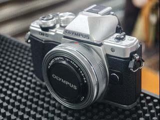 （分類：）位於 。 由 camsquare 提交（商品編號 1467204757，圖片 1）。簡介： 。