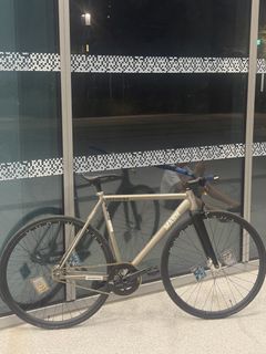 (Category: ) located in . Submitted by lampahbikes (Listing ID 1467319697, Image 1). Description: .