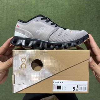 (Category: ) located in . Submitted by pickplanet_sneaker_shirt (Listing ID 1467168301, Image 1). Description: .