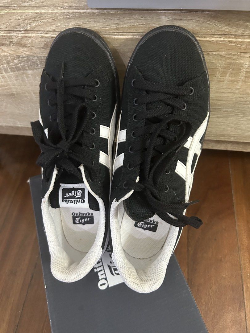 Onitsuka Sneakers for Sale - Php 2800 (Category: Sneakers) located in Quezon City. Submitted by kicayscloset (Listing ID 1467294440, Image 1). Description: .