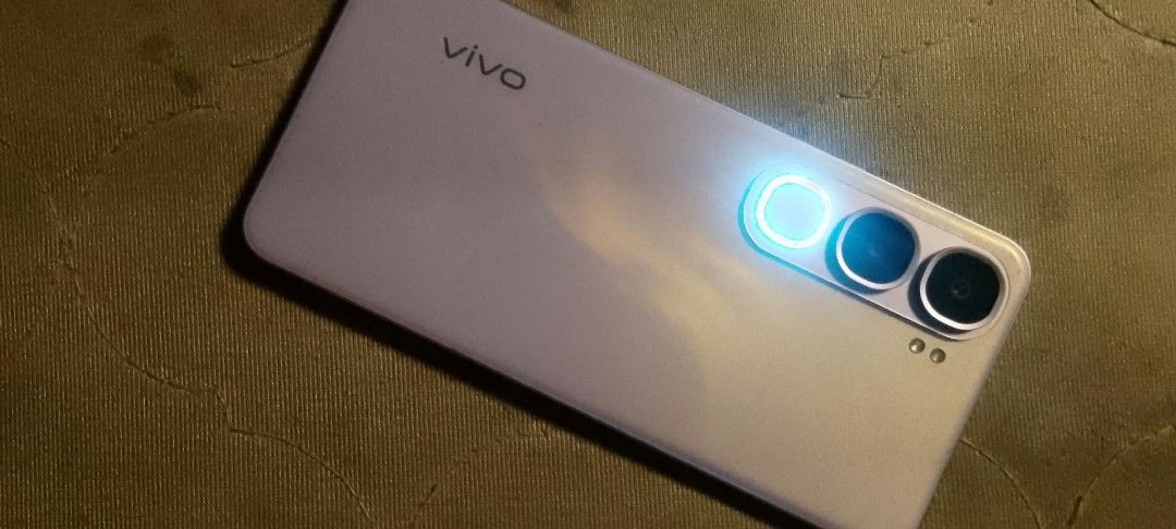 Open for swap! Or cash (Category: Vivo) located in San Juan City. Submitted by leisongcua94927 (Listing ID 1467269059, Image 1). Description: .