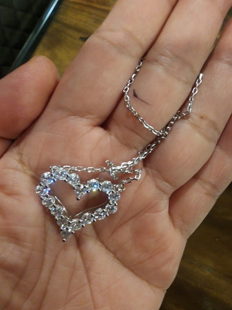OPEN HEART NECKLACE (Category: Necklaces) located in Manila. Submitted by chrinathalie (Listing ID 1467245500, Image 1). Description: rhodium-platinum-whitegold plated setting item is tarnish resistant long lasting quality stone is ZIRCON (Sparkly and shiny like diamonds) ITEM IS NOT PAWNABLE.
