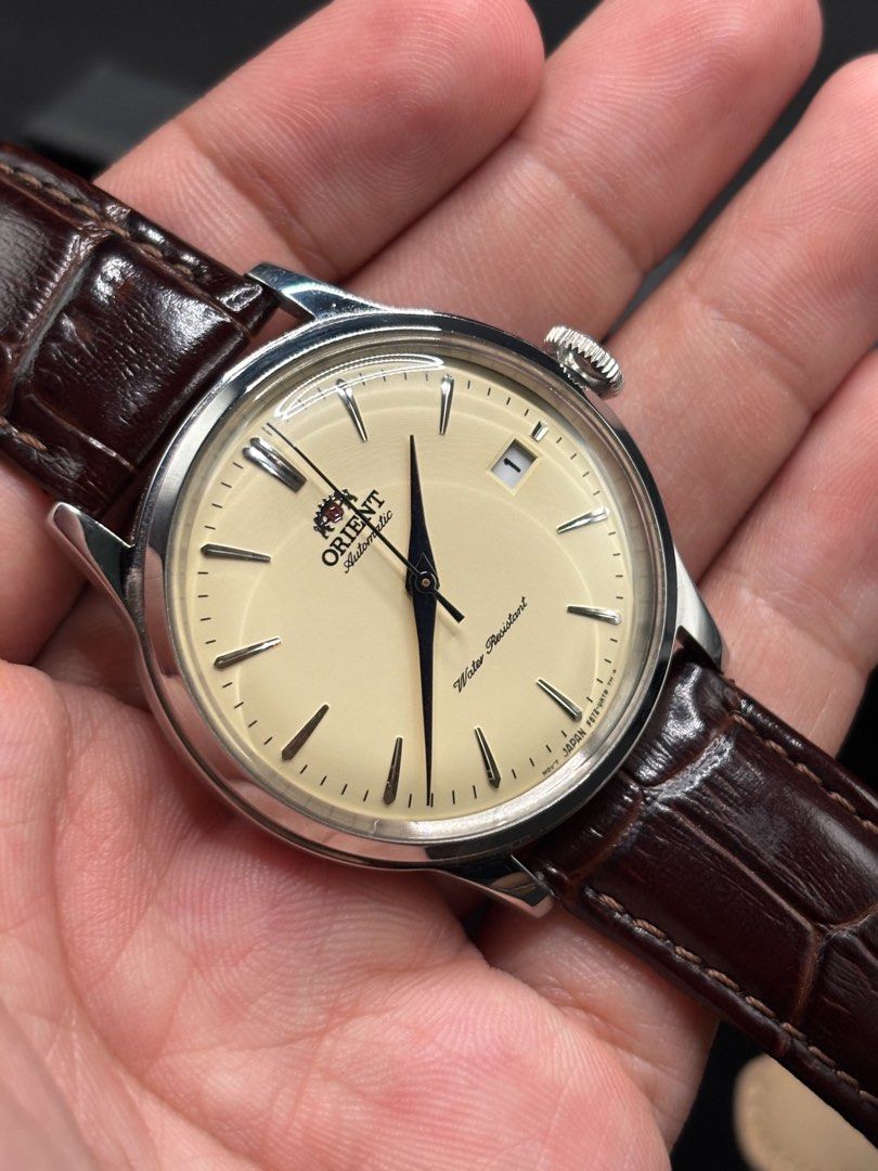 Orient Bambino (Category: Men's Watches) located in Manila. Submitted by watchme_everydaytimepieces (Listing ID 1467344880, Image 2). Description: Orient Bambino 12,990 40.5mm Glass Material (Front)Box crystal Glass Material (see-through back) Flat crystal Movement caliber F672 Brown leather strap Approx 40hrs power reserve Elevate your wrist game today. ⌚️pre owned - excellent condition ✔️ complete 📩 DM us for inquiries 📦 LBC, lalamove, meet u