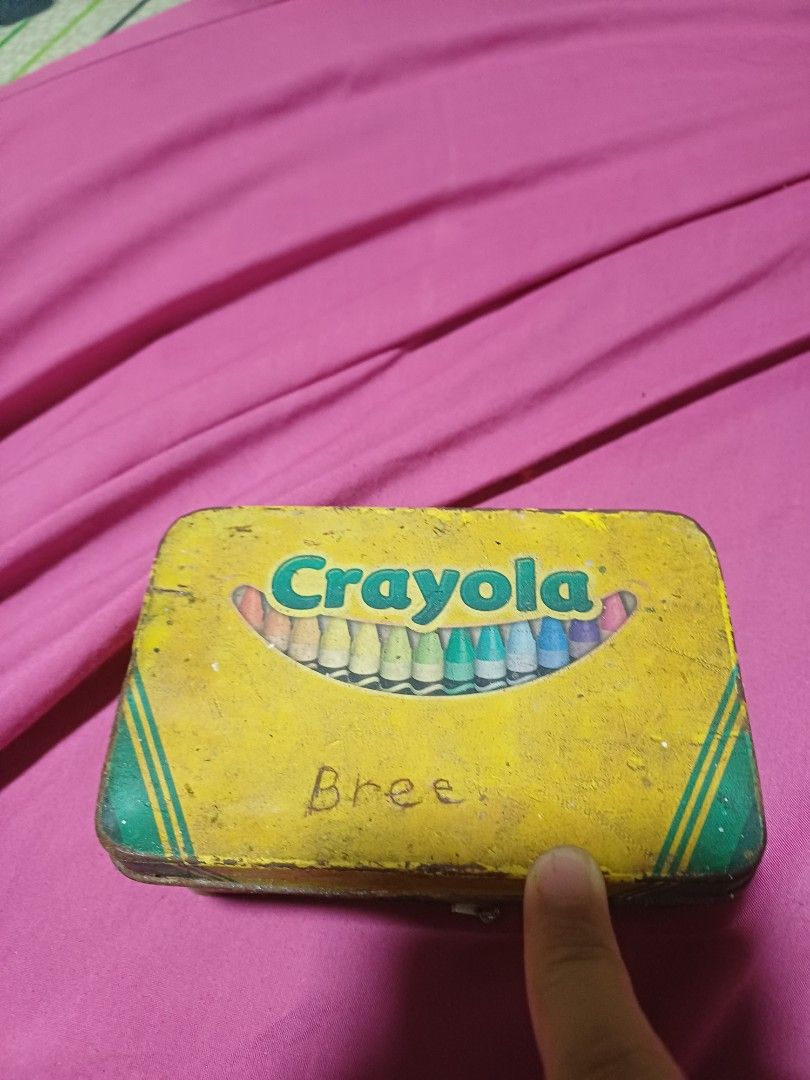 Original Crayola Case with Crayons 🖍 (Category: Craft Supplies & Tools) located in Manila. Submitted by brandandgrand (Listing ID 1467263970, Image 2). Description: including, Dandeilon, and other retired colors 🖍 crayons are very lightly used.