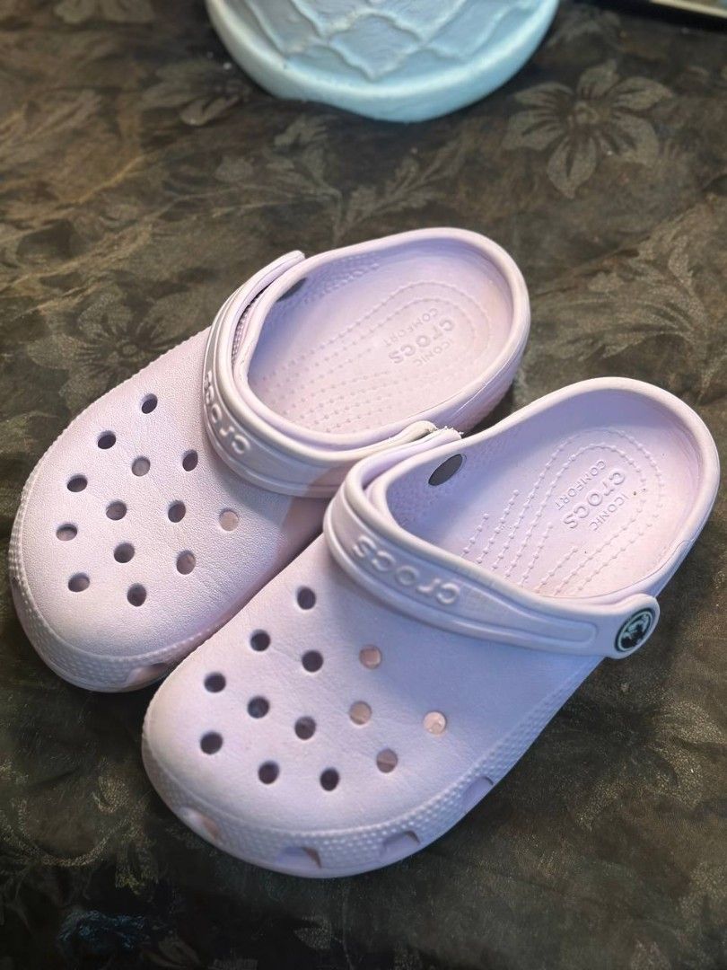 original Crocs Classic Clogs for Kids (Category: Babies & Kids Fashion) located in Quezon City. Submitted by michypeachyy1 (Listing ID 1467265653, Image 1). Description: 550 plus ship light purple color size C12.