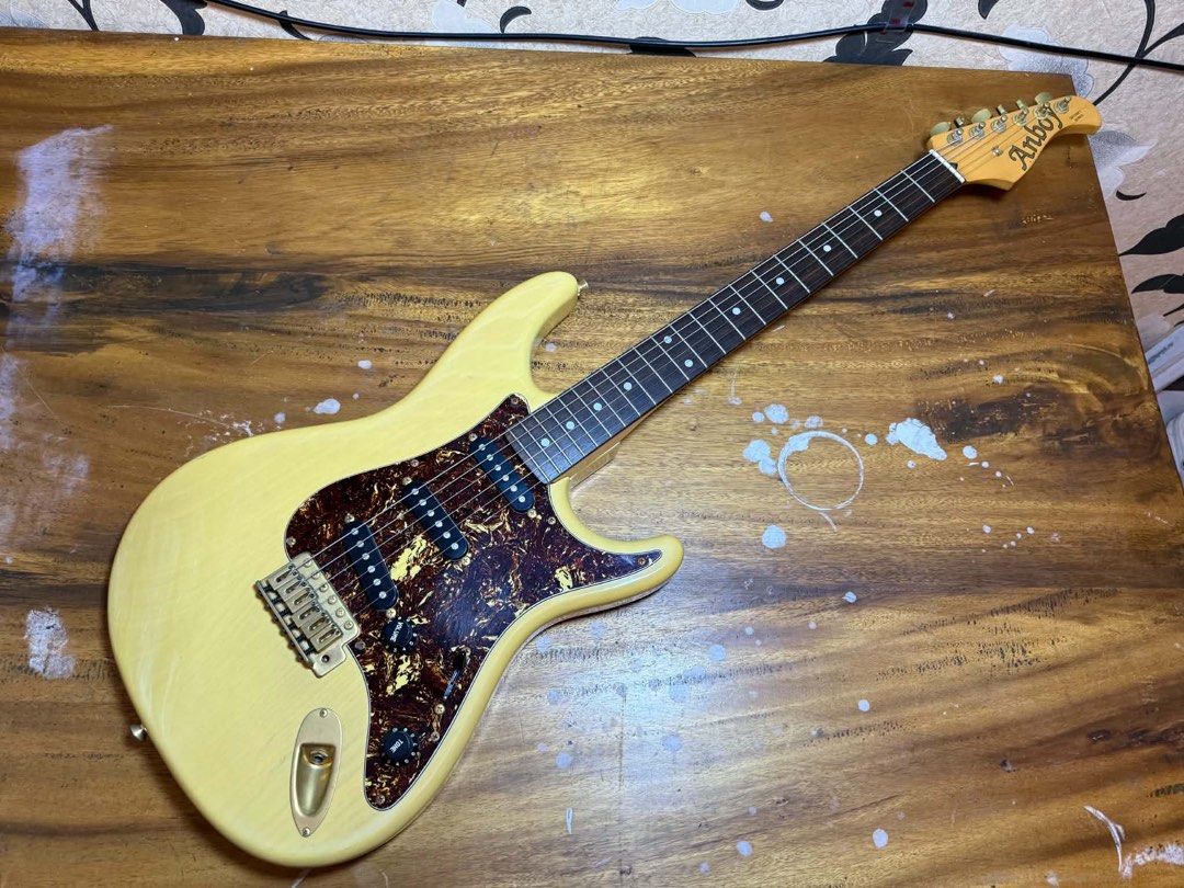 OS-5 Stratocaster (Category: Musical Instruments) located in Plaridel. Submitted by carljohncaparas (Listing ID 1467335157, Image 1). Description: 1990’s Anboy Japan (by Fujigen) Guitar ONLY‼️ No Issues. Semi Nego😉 Just helping my cousin😁..