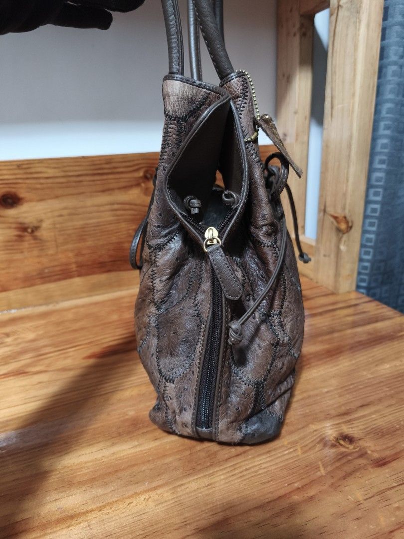 Ostrich Collection Patchwork bag (Category: Shoulder Bags) located in Baguio. Submitted by queenlyne_vintage_rare_finds (Listing ID 1467249812, Image 3). Description: .