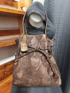 (Category: ) located in . Submitted by queenlyne_vintage_rare_finds (Listing ID 1467249812, Image 1). Description: .