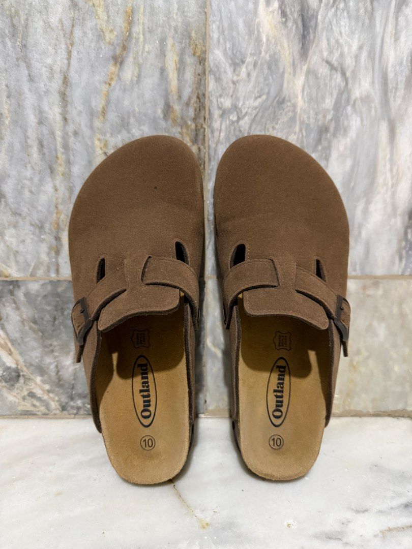 Outland Brown Suede Clogs Size 10 (Category: Slippers & Slides) located in Bacoor. Submitted by patrickluwis (Listing ID 1467333597, Image 1). Description: - Size 10 for men - 2,600 mall price - Good as new – used fewer than 5 times - Perfect dupe for BRK Boston clogs RFS: Di nagagamit.