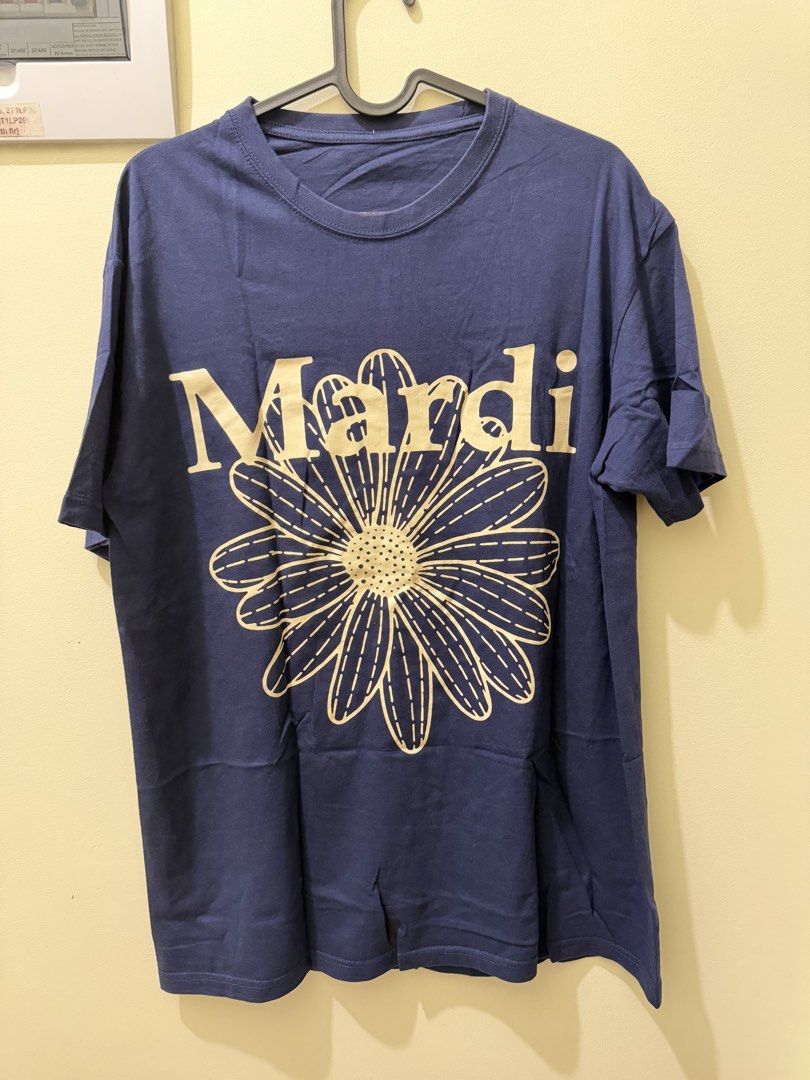 Oversized Shirt (Category: Shirts) located in Manila. Submitted by xmagic.shopx (Listing ID 1467305500, Image 3). Description: 1. BKK Mardi - 299 2. BKK Mardi - 299 3. Urban - 399.