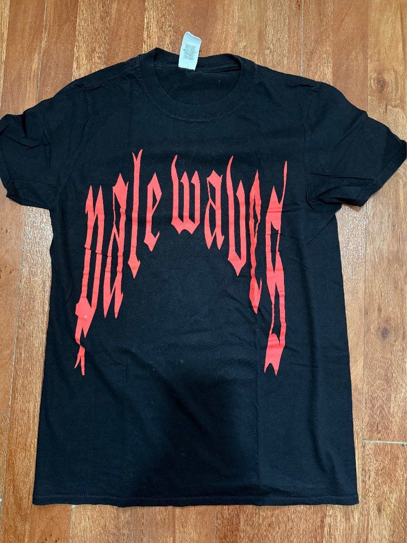 Pale Waves Band Merch (Category: Shirts) located in Quezon City. Submitted by krtstn (Listing ID 1467200250, Image 1). Description: Small .