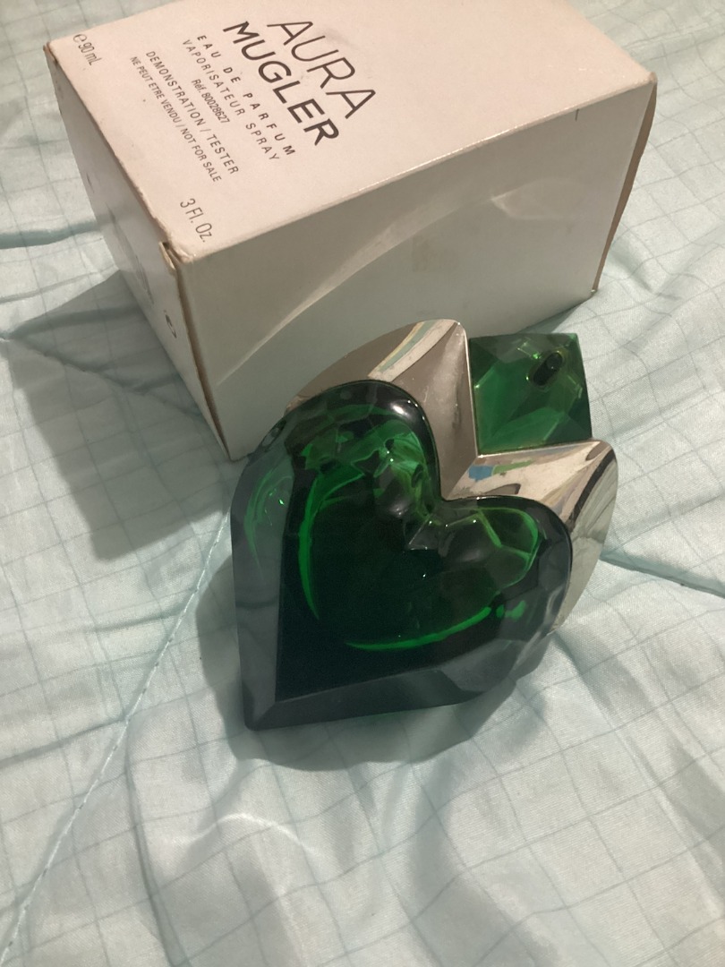 Partial Aura EDP by Thierry Mugler (~40-45/90ml) (Category: Fragrance & Deodorants) located in Alfonso. Submitted by glenngarcia03 (Listing ID 1467344947, Image 1). Description: w/issue of removable cap (see the 4th pic).