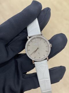 (Category: ) located in . Submitted by ys-luxe.com (Listing ID 1467211095, Image 1). Description: .