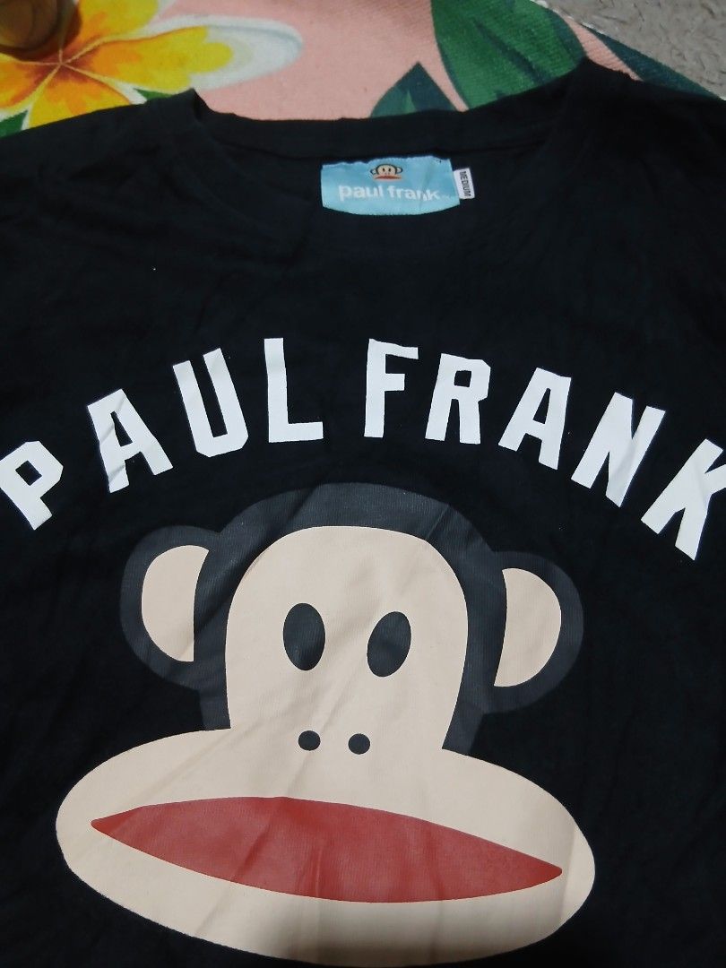 Paul Frank Black T-Shirt Medium (Category: Shirts) located in Davao. Submitted by marissasof29286 (Listing ID 1467361543, Image 2). Description: - Brand: Paul Frank - Style: Short-sleeve graphic tee - Color: Black - Size: Medium - Material: 100% cotton - Origin: Made in Taiwan - Condition: Brand new with tags, great for casual everyday wear -No issue.