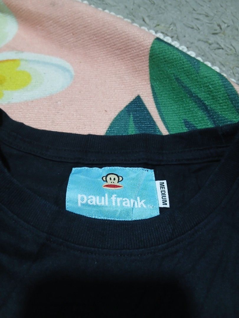 Paul Frank Black T-Shirt Medium (Category: Shirts) located in Davao. Submitted by marissasof29286 (Listing ID 1467361543, Image 3). Description: - Brand: Paul Frank - Style: Short-sleeve graphic tee - Color: Black - Size: Medium - Material: 100% cotton - Origin: Made in Taiwan - Condition: Brand new with tags, great for casual everyday wear -No issue.