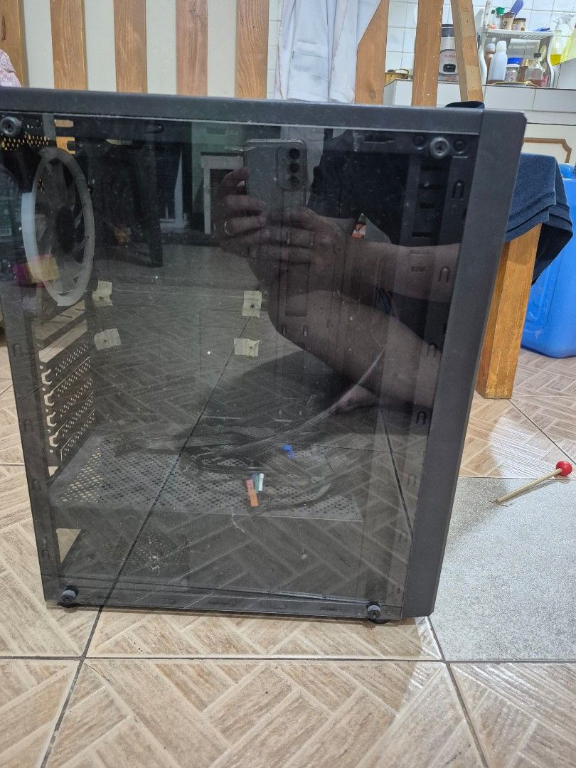 PC CASE MATX VOKING MACE WITH BOX (Category: Computer Parts) located in Manila. Submitted by trstnkm (Listing ID 1467252705, Image 1). Description: .