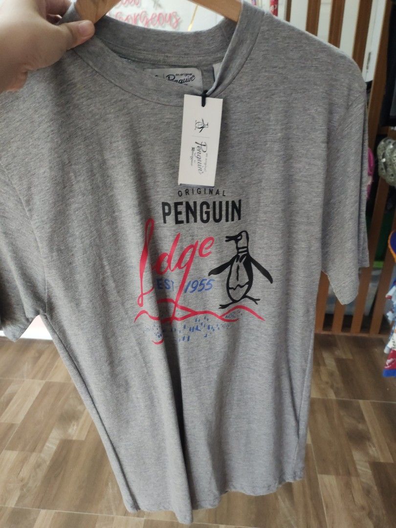 Penguin Mens shirt (Category: Tshirts & Polo Shirts ) located in Aliaga. Submitted by kmapparel (Listing ID 1467261592, Image 1). Description: .