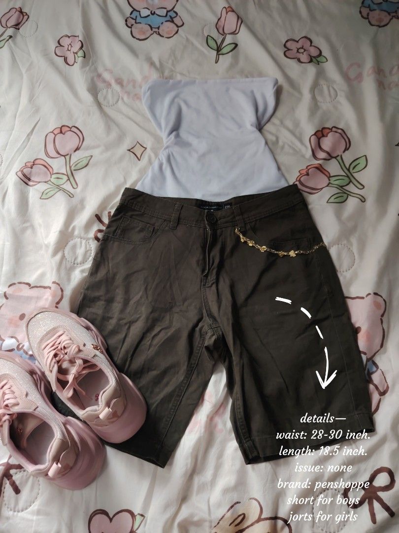 penshoppe brown short 🤎 (Category: Jeans) located in Hermosa. Submitted by lcvelycath (Listing ID 1467199273, Image 2). Description: size: m-l mine: ₱199 bid: ₱+10 lock: ₱399 (shipped) EOB: wednesday—october 14, 2026 °. thrifted, pre-loved, or brand new but ready to wear (some aren't bcs i don't have the time to wash them, very sorryy :<) colors may vary due to lightning & quality 𐙚 °. check details before mine joy miners will be posted :> 𐙚 °