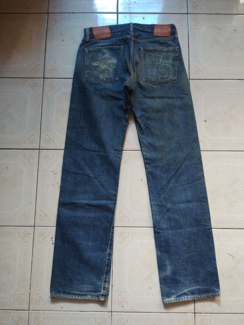 Pherrows x Take 5 Selvedge Jean 31 actual (Category: Jeans) located in Pasay City. Submitted by denimdude.ph (Listing ID 1467248055, Image 2). Description: distressing, last pic.