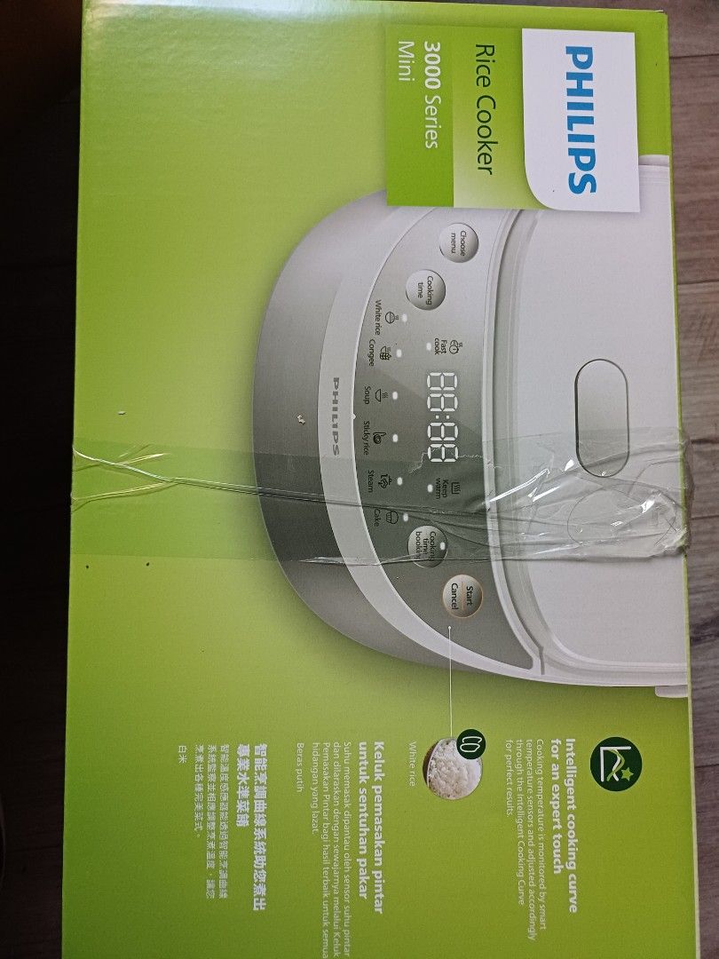 Philips Rice Cooker 電飯煲 （分類：鍋具）位於 Hong Kong。 由 azh830 提交（商品編號 1467258413，圖片 2）。簡介： Philips飛利浦3000系列迷你電飯煲（型號HD3170/62），純白拼金屬色設計，外型勁靚又慳位容量0.85L，至適合香港二人世界或者單身貴族有成8款自動烹調菜單，仲有智能烹調曲線、4層防黏內鍋同可拆式內蓋，煮飯、煲湯、整蛋糕甚至蒸嘢都得，勁全面，有興趣隨時inbox我啦， 將軍澳沿線 寶琳MTR交收～。