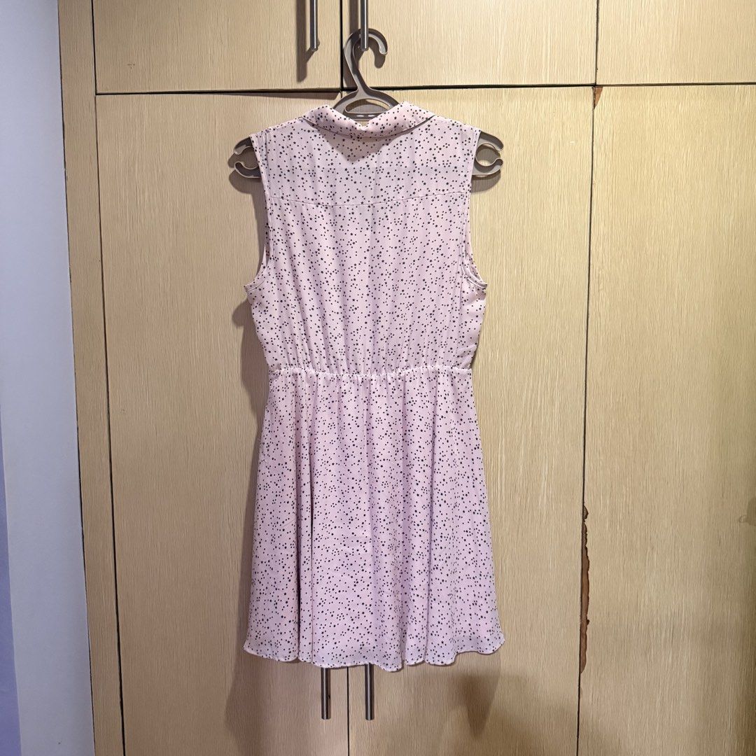 Pink Dress (Category: Dresses) located in Quezon City. Submitted by mariaparador (Listing ID 1467214324, Image 3). Description: .