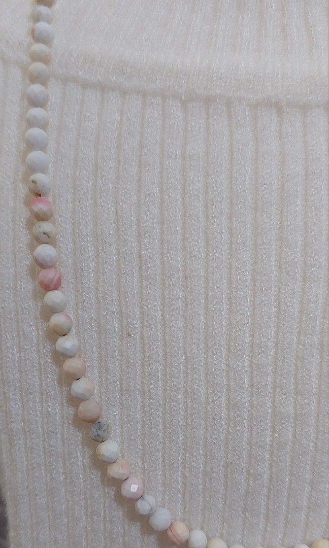 Pink Opal Necklace 4mn (Category: Necklaces) located in Gapan. Submitted by purseofjune (Listing ID 1467222903, Image 2). Description: 15"+2" gold filled extension chain choker type.