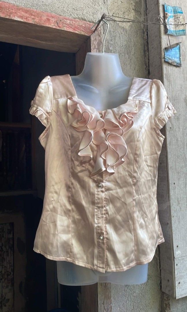 Pink Silk Coquette Polo Blouse (Category: Blouses) located in Agoo. Submitted by nightingail (Listing ID 1461837728, Image 2). Description: like new but has a small issue (one missing button) silk pink xl on tag but can fit med.