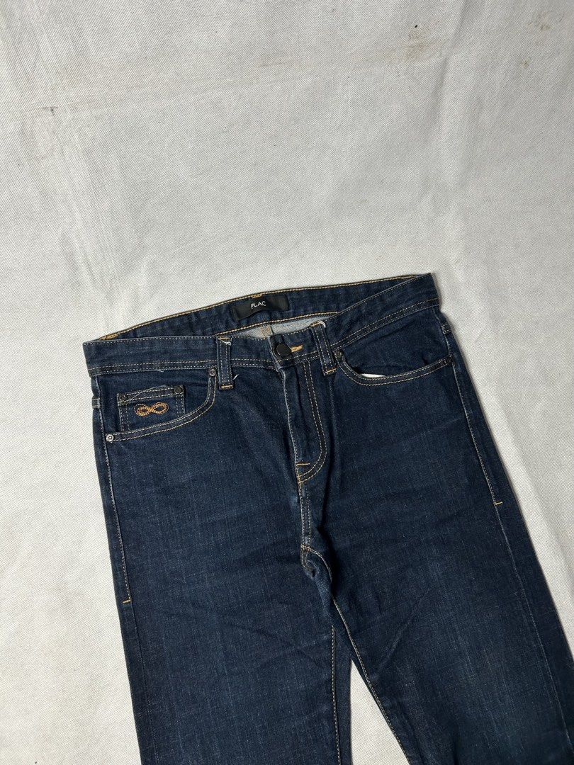 Plac Selvedge Jeans (Category: Jeans) located in Iloilo. Submitted by noy_thrift (Listing ID 1467311647, Image 2). Description: Plac Selvedge Jeans Waistline 31-32 Thighs 10.1 Knee 7 Leghole 6.6 Inseam 30 Outseam 39.5 Front Rise 9 Back Rise 12 Excellent Condition No Issue.