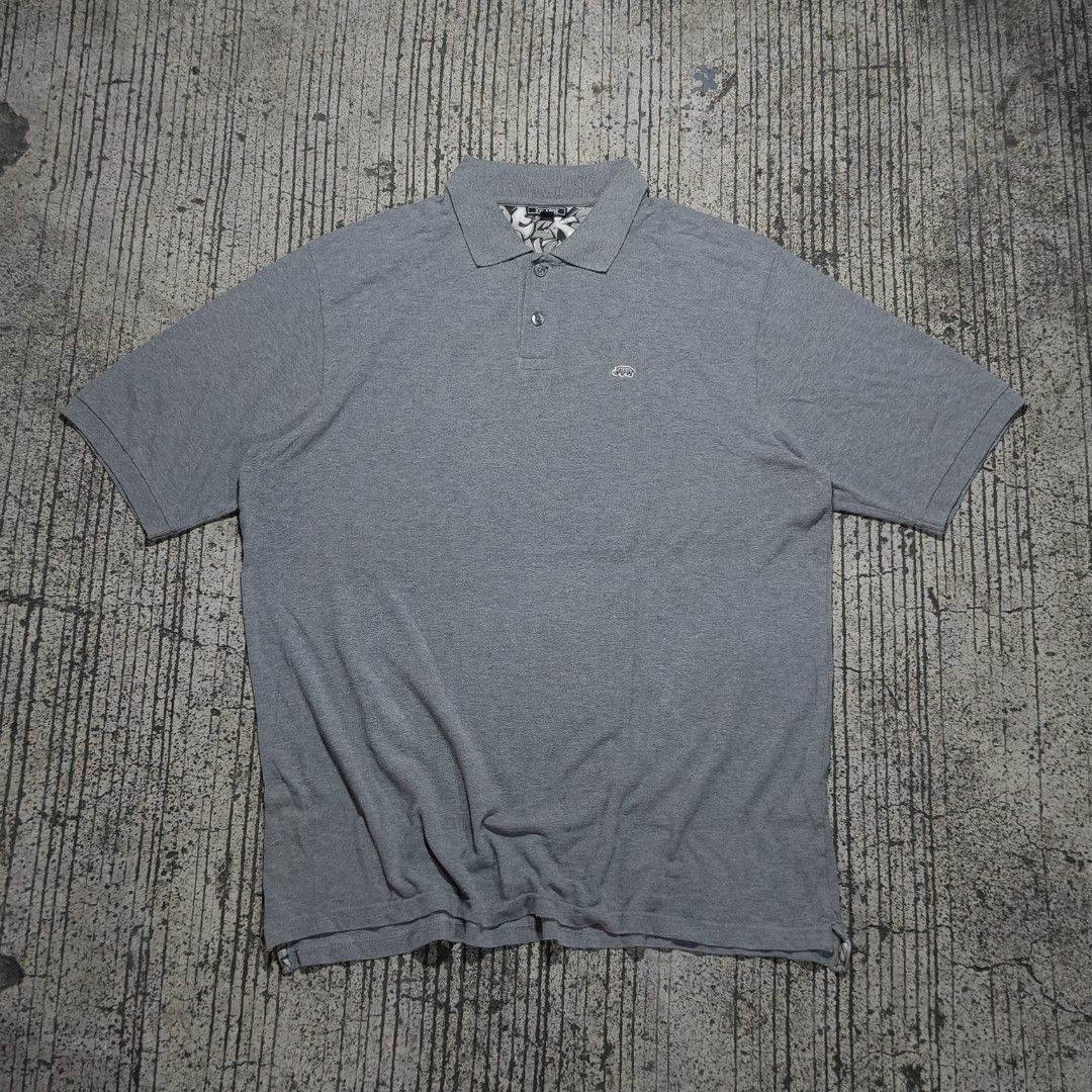 Plain Ecko Logo Polo (Category: Tshirts & Polo Shirts ) located in Manila. Submitted by tondoswag (Listing ID 1467222737, Image 1). Description: Ecko Unltd Gray Oversize Polo Rhino Logo Color rate: 10/10 Condition: 10/10 issue: (None) measurements (measured by inches) width - 26 length - 32.
