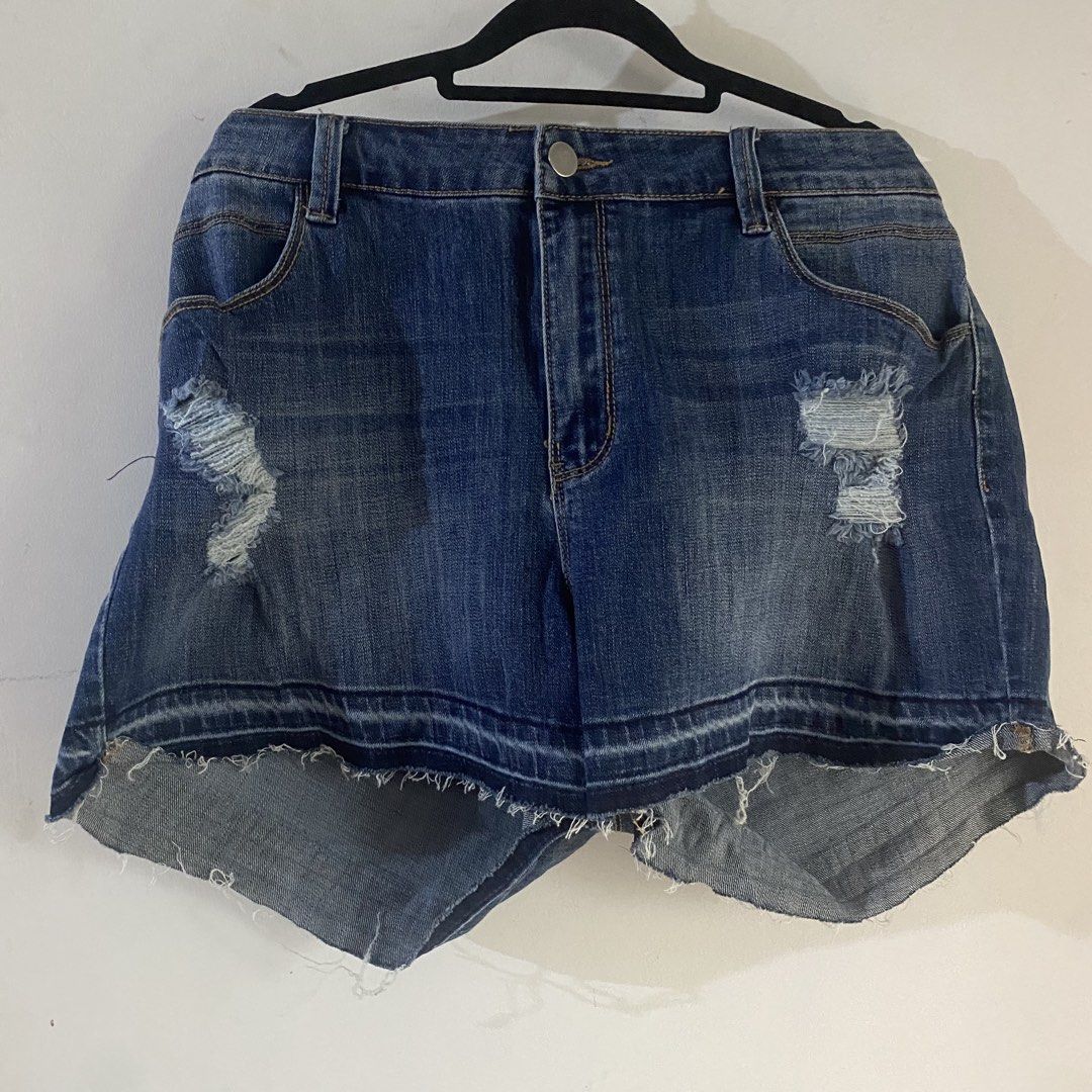 Plus Size Denim Shorts (Category: Shorts) located in Quezon City. Submitted by shopmariascloset_ (Listing ID 1467297896, Image 1). Description: .