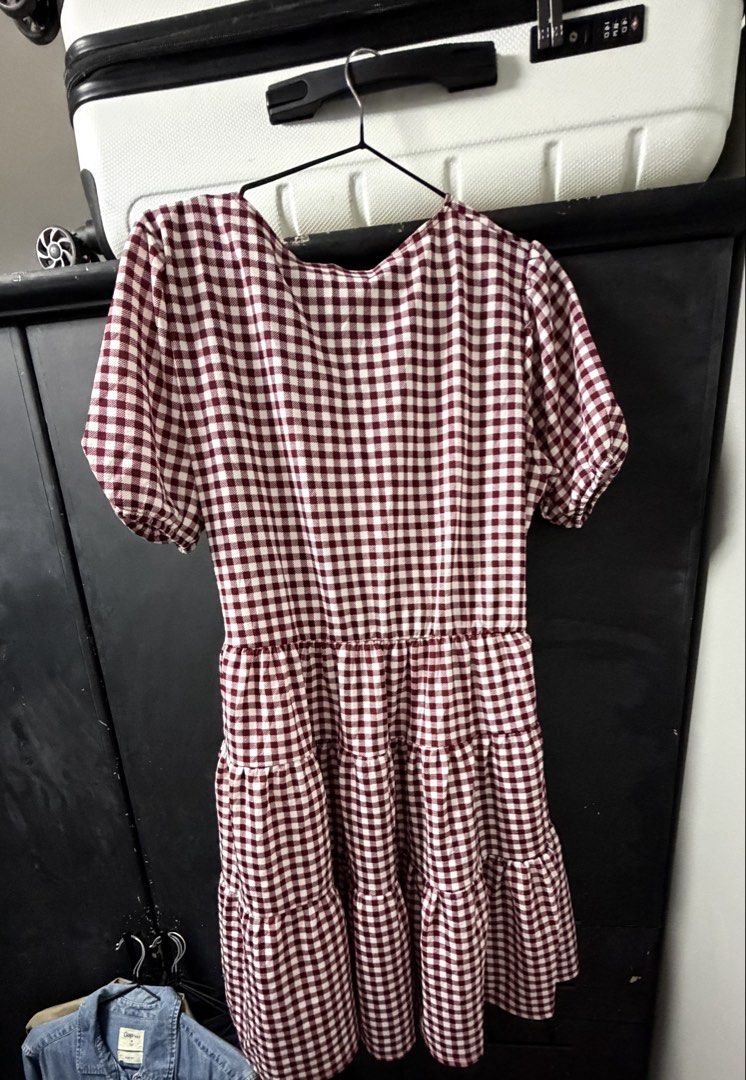 Plus size dresses (Category: Dresses) located in Tanza. Submitted by iamdhana (Listing ID 1467293914, Image 2). Description: Gingham Dress 150 Pink off shoulder dress 300 Green Dress 100 Take all for 450.